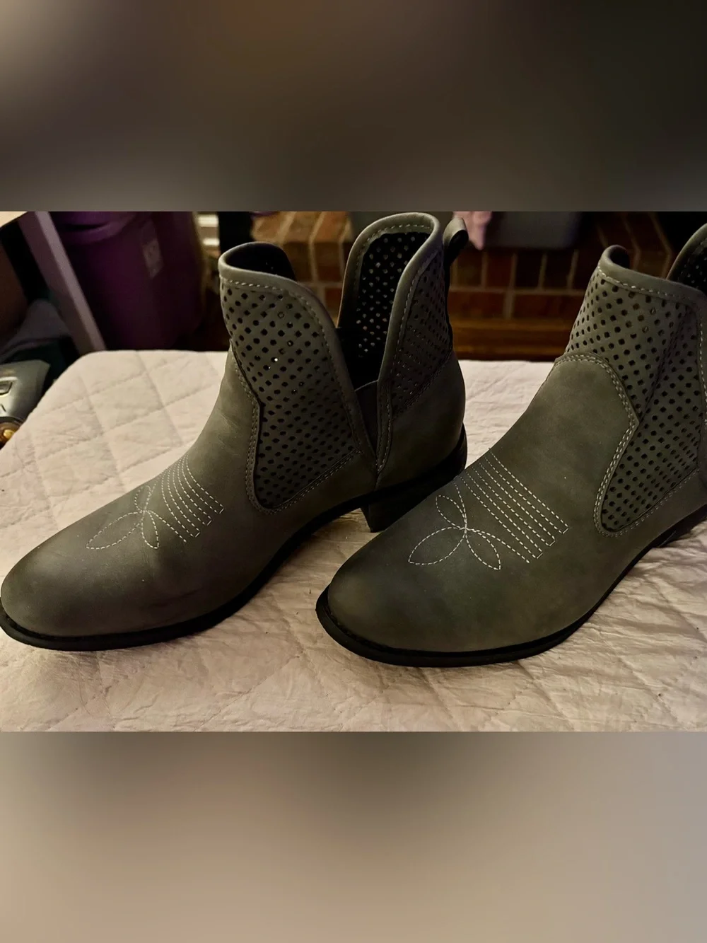 Set of 3 Women’s boots various styles